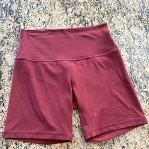Lululemon Align High-Rise short 6”